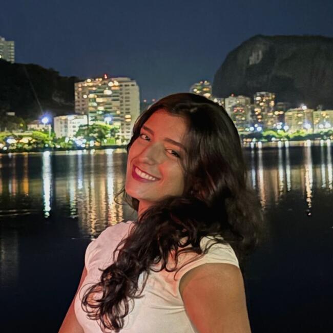 Babysitter in Rio de Janeiro: Isabela