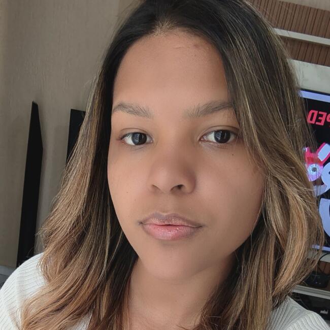 Babá em Indaiatuba: Vivian