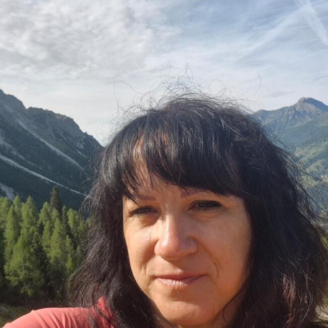 Babysitter in Valverde: Barbara