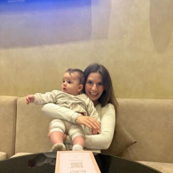 الوالدين الدار البيضاء: Manon