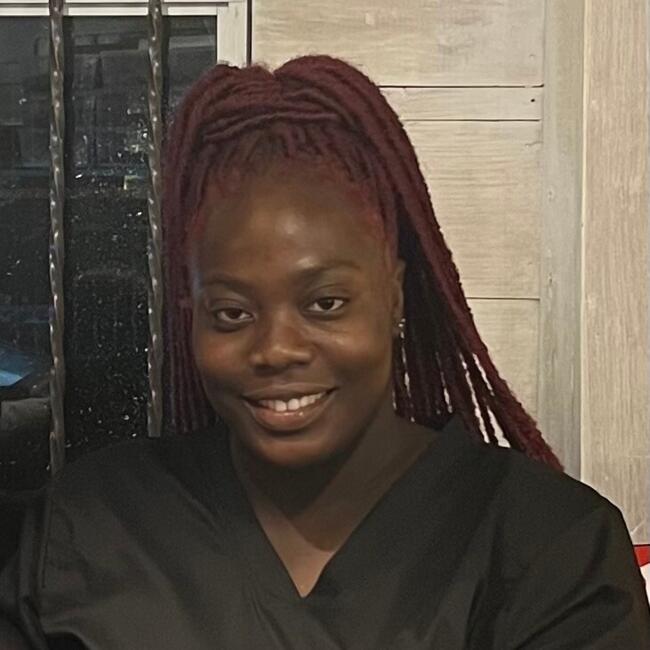 Babysitter in Kingston: Yovani