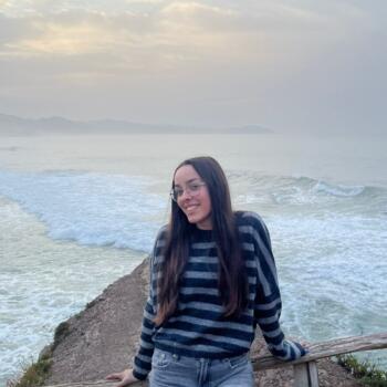 Babysitter in Deba: Laura