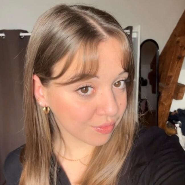 Babysitter in Clermont-Ferrand: Lilou