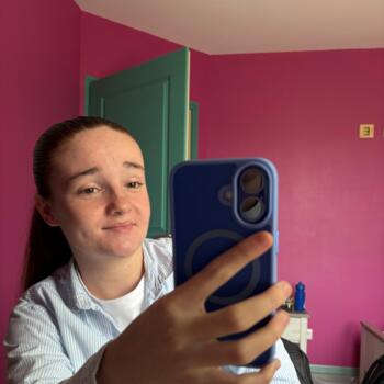 Baby-sitter Mouzeuil-Saint-Martin: Solene