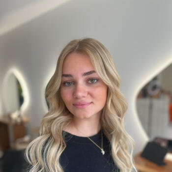 Babysitter in Nice: Victoria