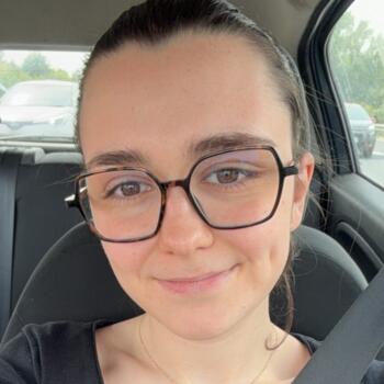 Babysitter in Courbevoie: Lea