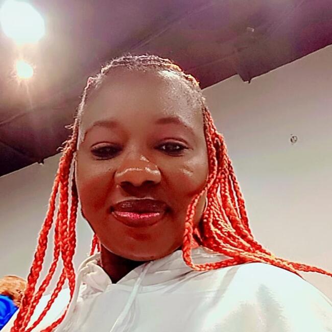 جليسة أطفال في الدوحة: Favour