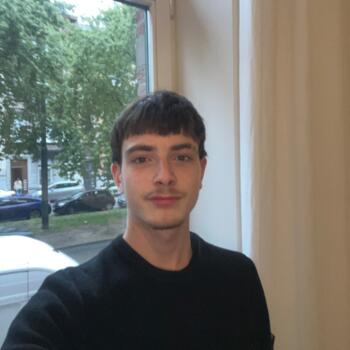 Babysitter in Saint-Gilles: Arnaud