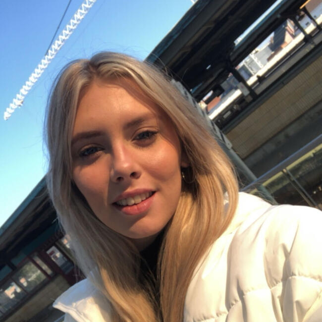 Babysitter in Malines: Nena