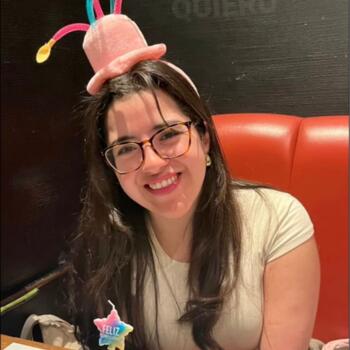 Canguro en Barcelona: Ariana Vera