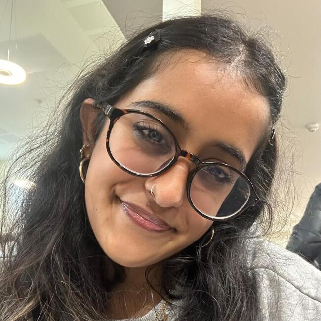 Babysitter in Walton on Thames: Sage