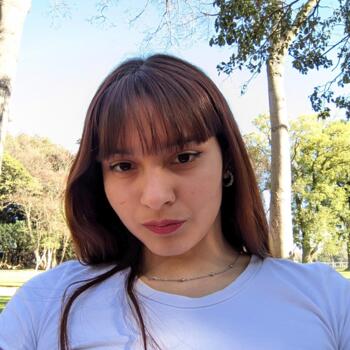 Niñera en José C. Paz: Lourdes