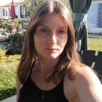 Babysitter in Le Thou: Doriane