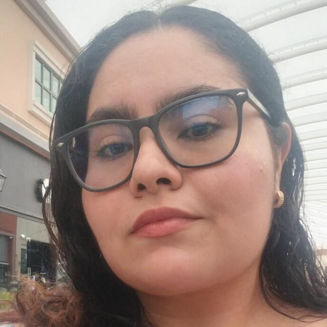 Niñera en Mérida: Dhara Aishani