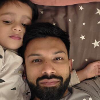 Ibu bapa Kuala Lumpur: Akshay