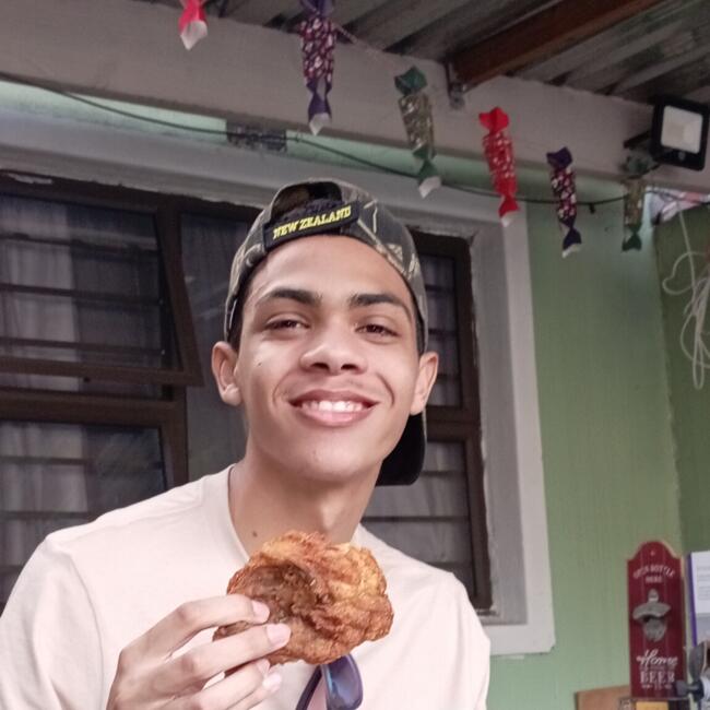 Babysitter in Paarl: Ashlyn