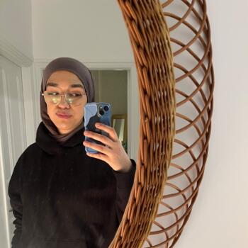 Babysitter in London: Sarah