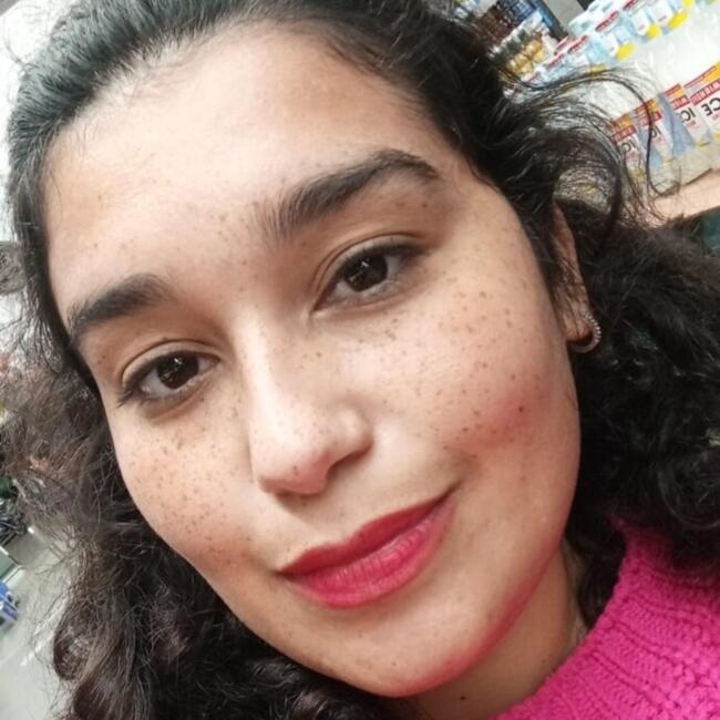 Babá em Colombo: Suelen