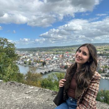 Babysitter Namur: Nawel