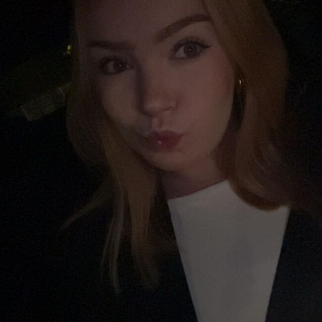 Babysitter in Bresles: Lilou