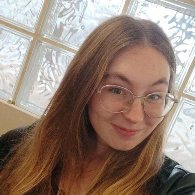 Babysitter in Lorient: Mélina