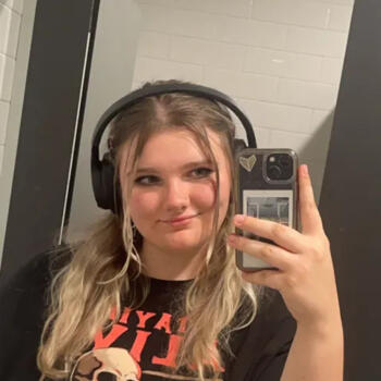 Babysitter Townsville: Sophie