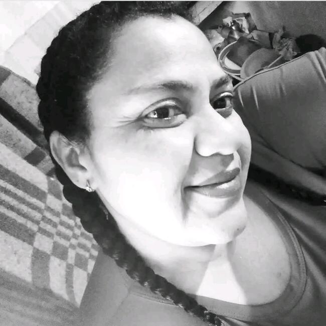 Baby-sitter in Soledad: Carlota María