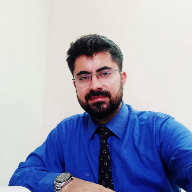 अजमेर में बेबीसिटिंग की नौकरी: Hemant