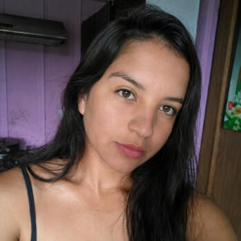 Babá em União da Vitória: Luana