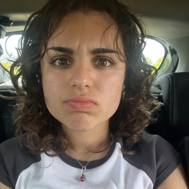 Babysitter a Pomigliano d'Arco: Simona