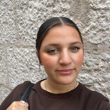 Babysitter Marseille: Ilhem