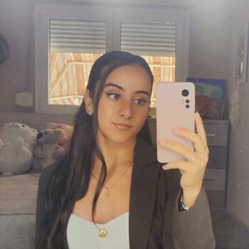 Babysitter in Villena: Yanira