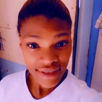 Babysitter in George: Baronique