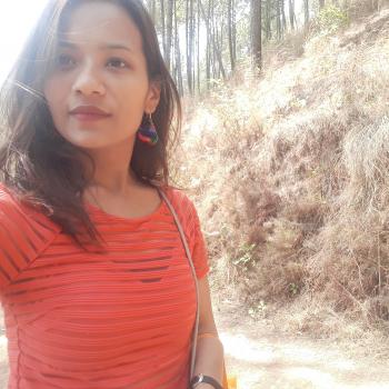 Babysitter Darwin: Poonam