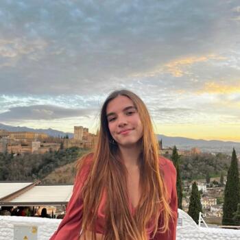 Babysitter in Albacete: Sara