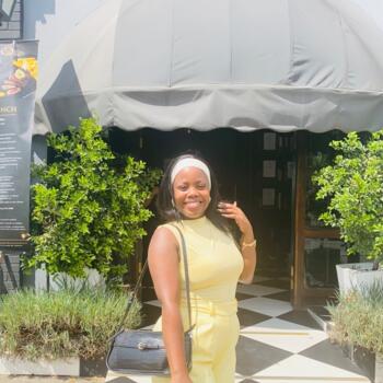 Babysitter in Kimberley: Keotshepile