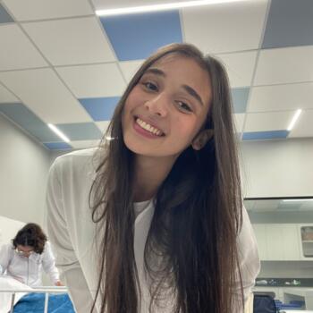 Babá em Niterói: Karolainy