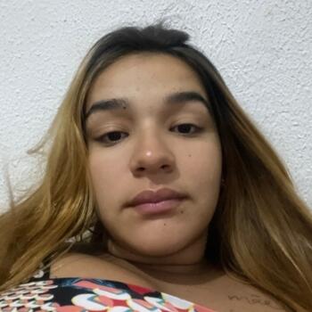 Babá em Itaitinga: Laura Giza