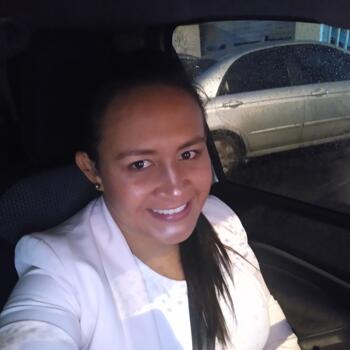 Trabajo de niñera en Bogotá: trabajo de niñera Katherine