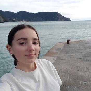 Babysitter in Lyon: Adèle