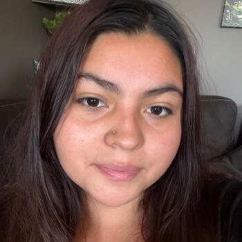 Babysitter Maywood (California): Jissell