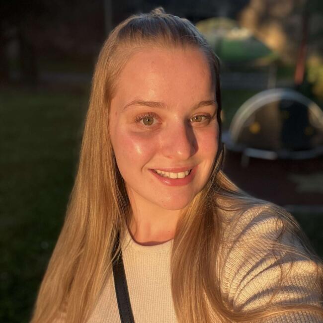 Baby-sitter à Moulins-lès-Metz: Léa