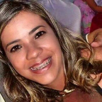 Babysitter in Oostende: Nelia paula