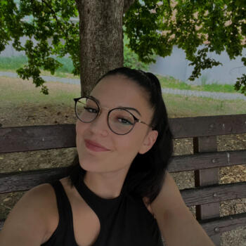 جليسة أطفال في رأس الخيمة: Kristýna