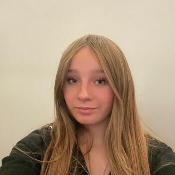 Baby-sitter in Le Vésinet: Victoria
