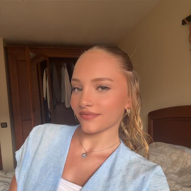 Babysitter in Désertines: Amelie