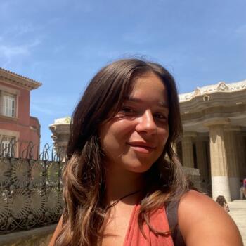 Babysitter em Estoril: Carlota