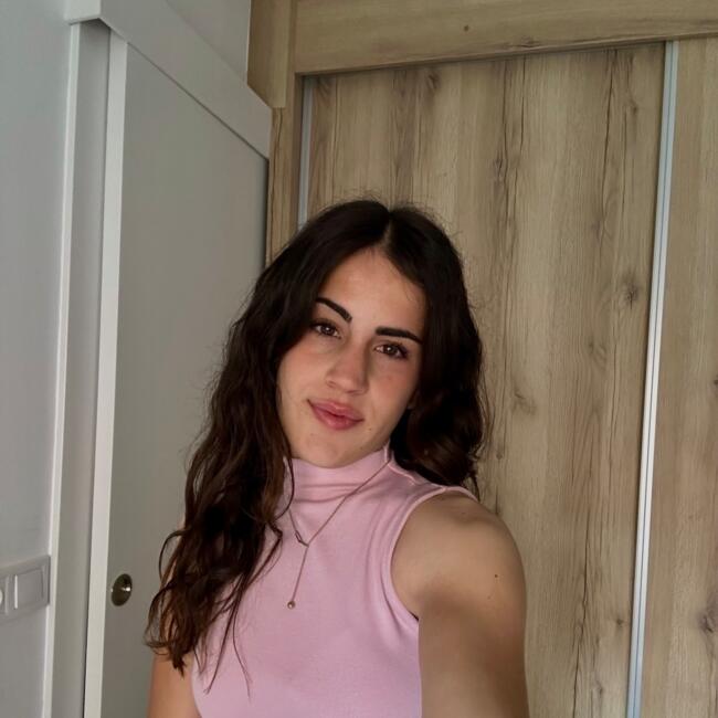 Babysitter in Capellades: Cloe