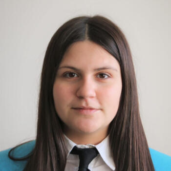 Babysitter in La Rinconada: Elena Bueno Fernández