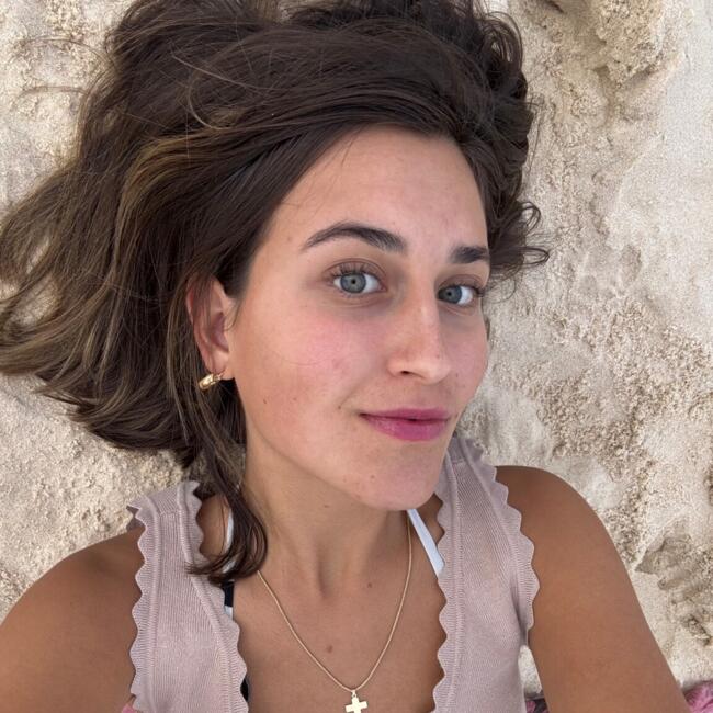 Babysitter in Sydney: Marina